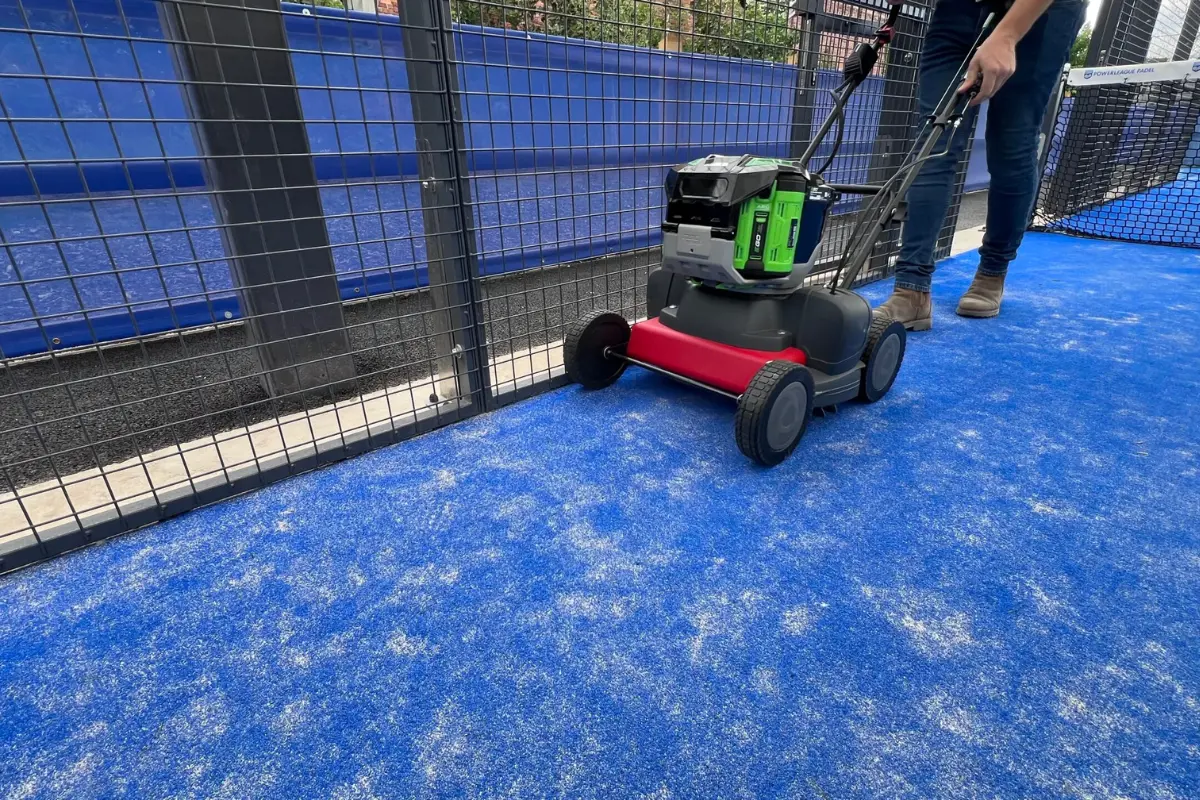 Padel Court Cleaning